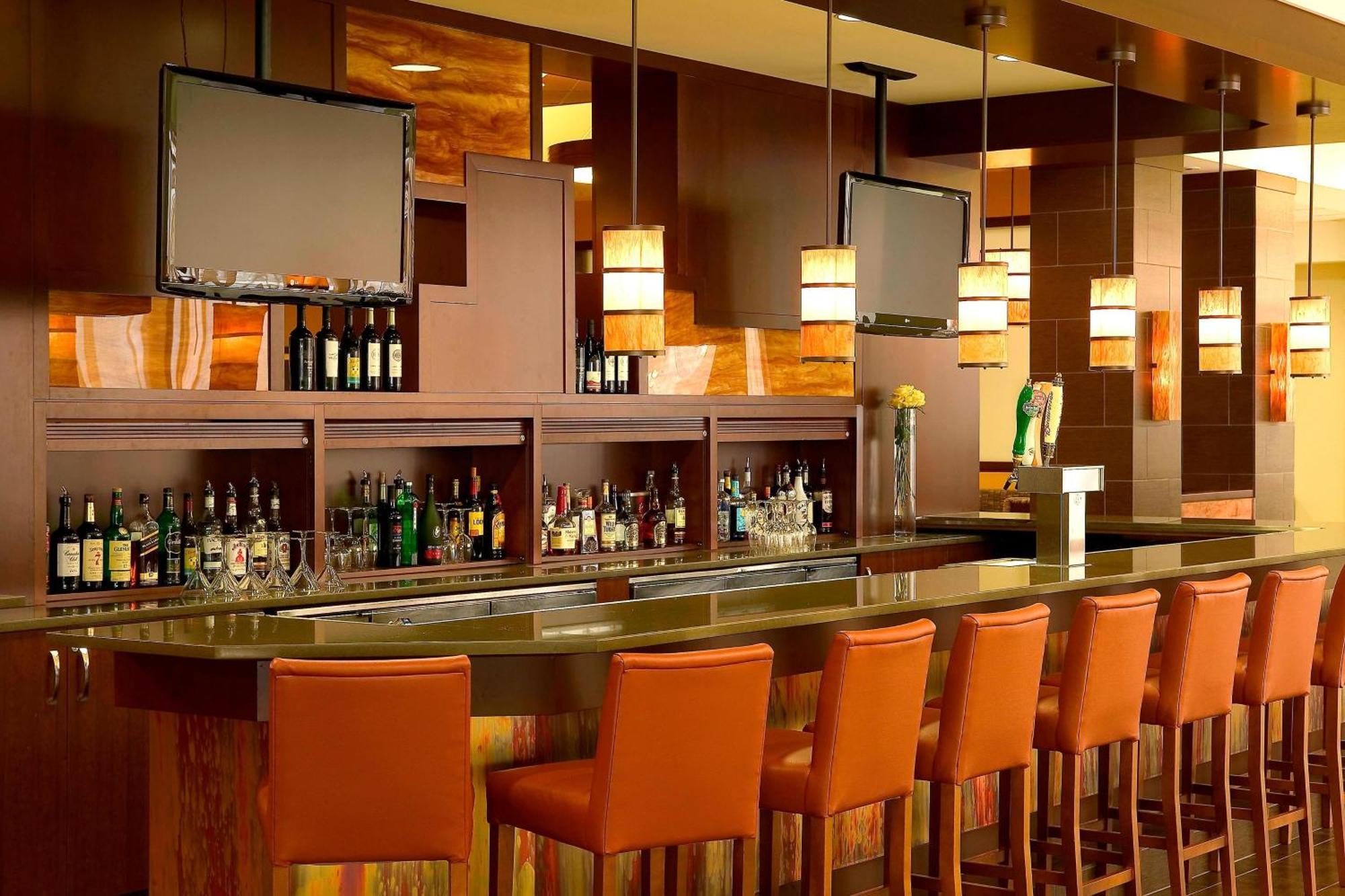 Sheraton Edison Kültér fotó